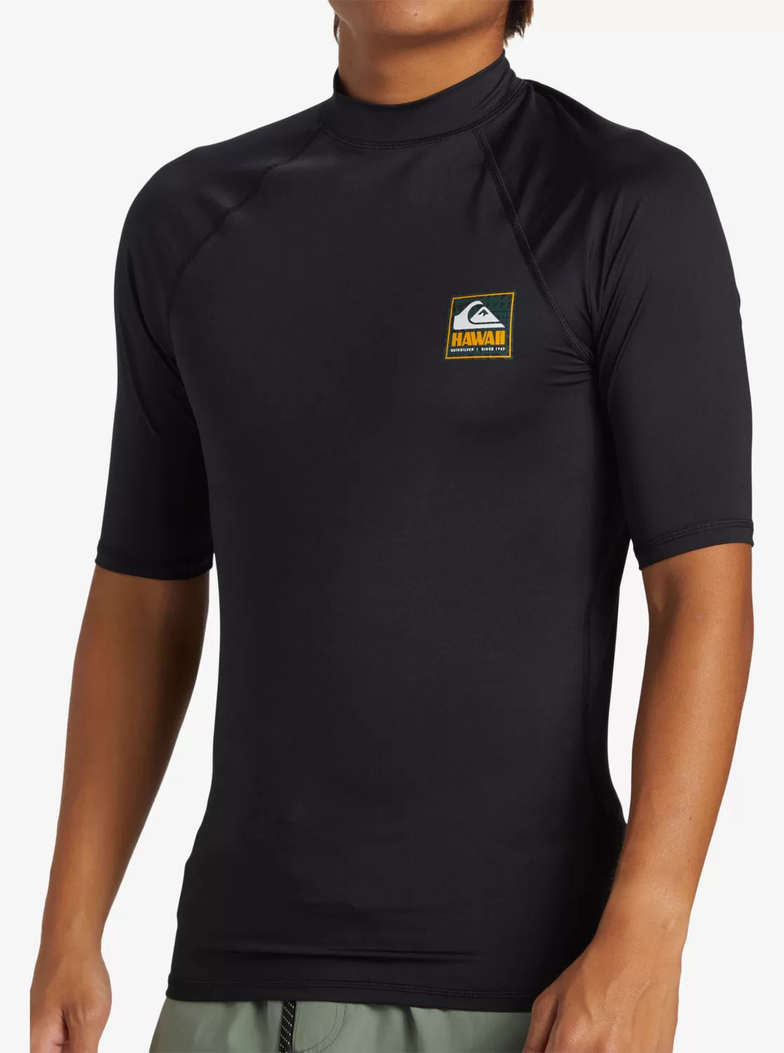 Hawaii Badge UPF50 Short Sleeve Rashguard - Black