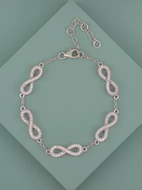 Infinity Link Bracelet For Women In Silver